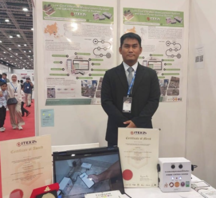 TUSHM exhibition booth